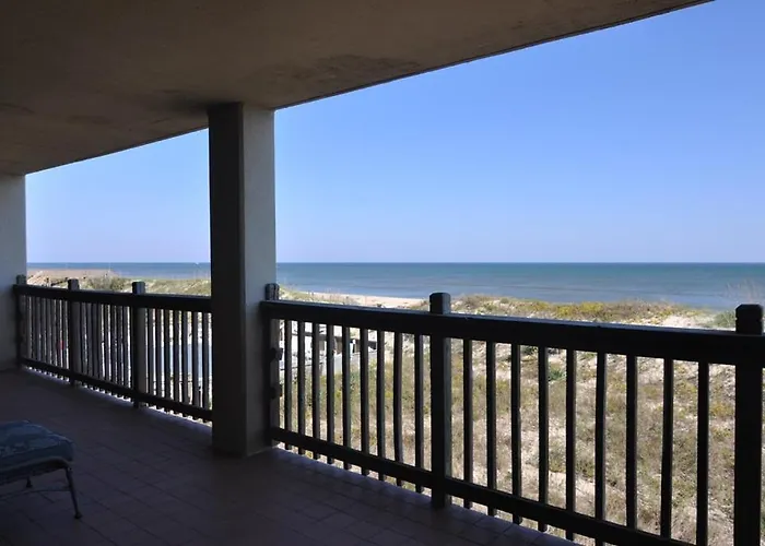Heron Cove 202S